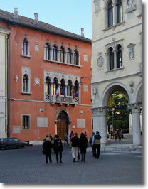 scorcio di Belluno, il Municipio